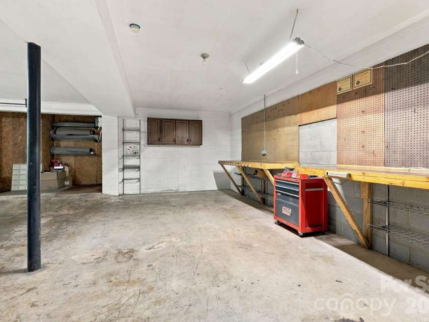 6 Cisco Road, Asheville, NC 28805.  MLS# CAR4424586, YatesRealty ID 51283. Look how big this workspace is!