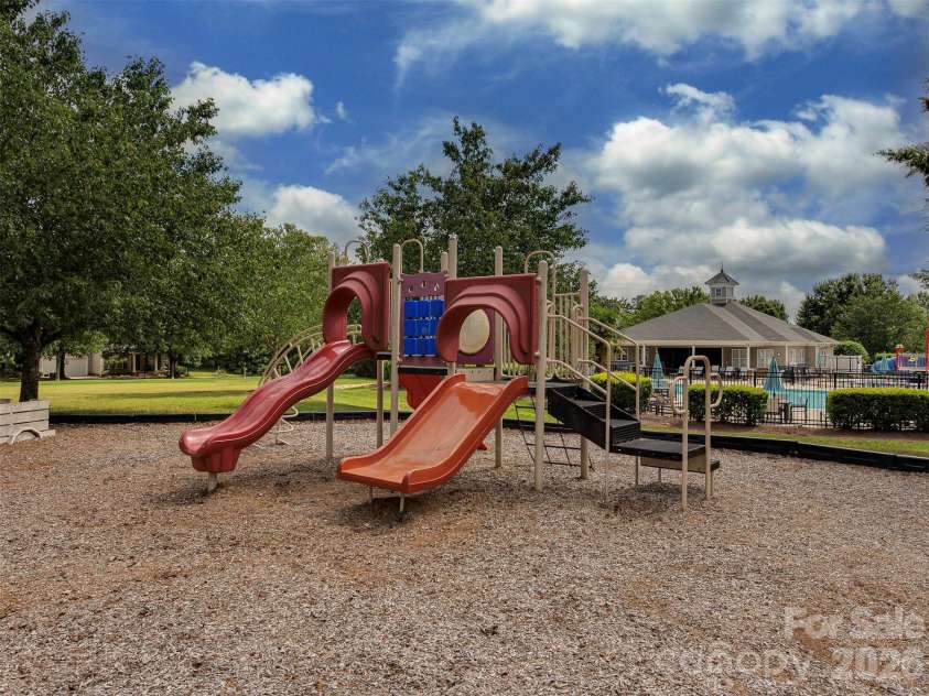 15606 Troubadour Lane, Huntersville, NC 28078.  MLS# CAR4425658, YatesRealty ID 51284. 