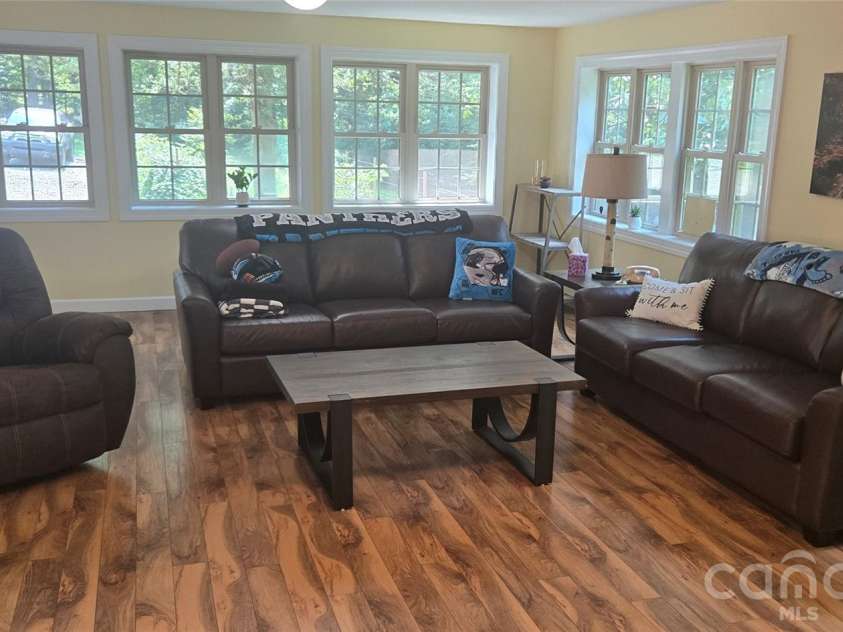 2593 Hickory Highway, Statesville, NC 28677.  MLS# CAR4403429, YatesRealty ID 51285. 