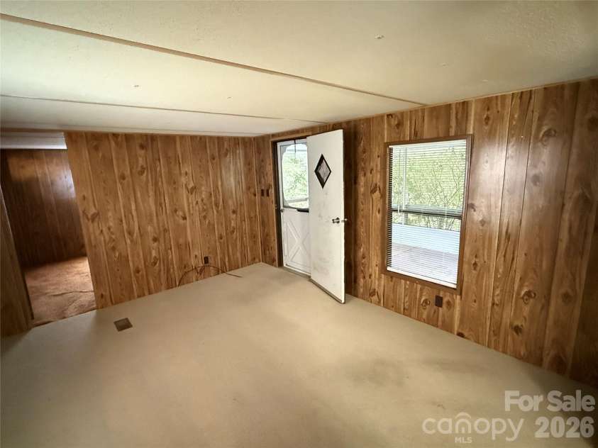 6 Short Dix Creek Road, Leicester, NC 28748.  MLS# CAR4424208, YatesRealty ID 51287. 