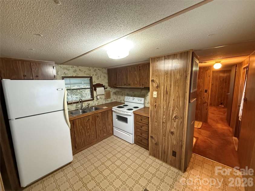 6 Short Dix Creek Road, Leicester, NC 28748.  MLS# CAR4424208, YatesRealty ID 51287. 