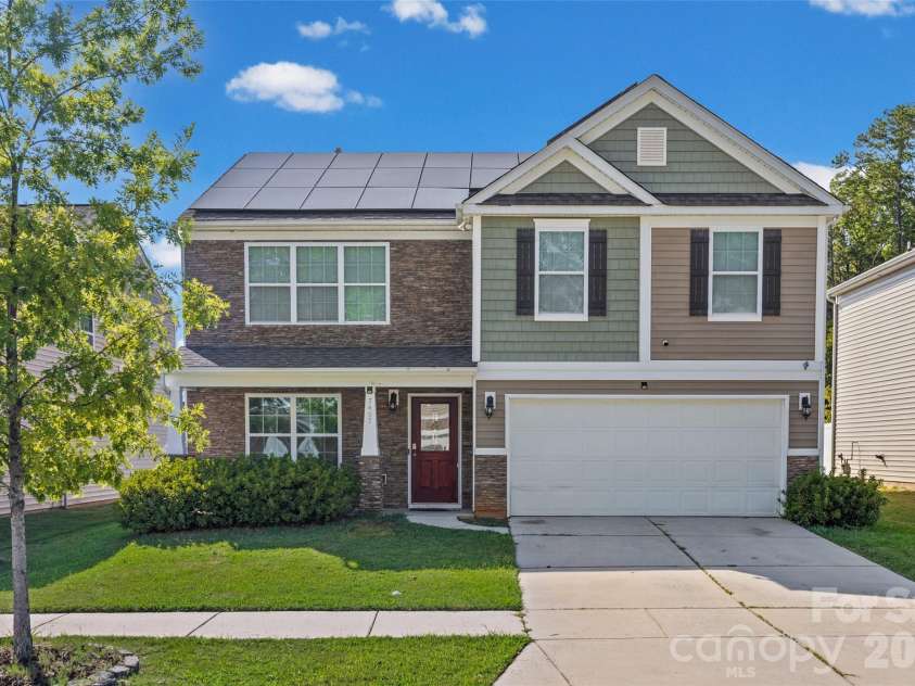 7407 Niccoline Lane, Charlotte, NC 28214.  MLS# CAR4424677, YatesRealty ID 51289. 