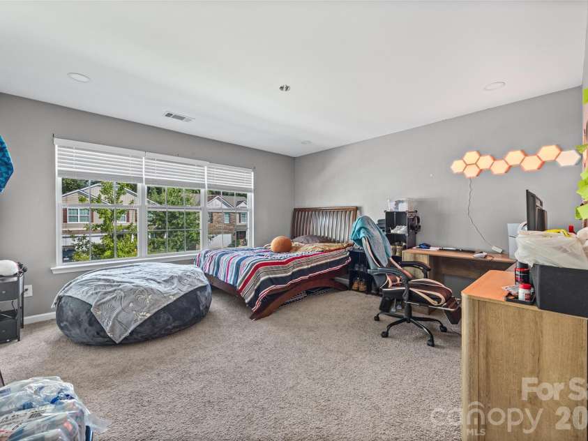 7407 Niccoline Lane, Charlotte, NC 28214.  MLS# CAR4424677, YatesRealty ID 51289. 