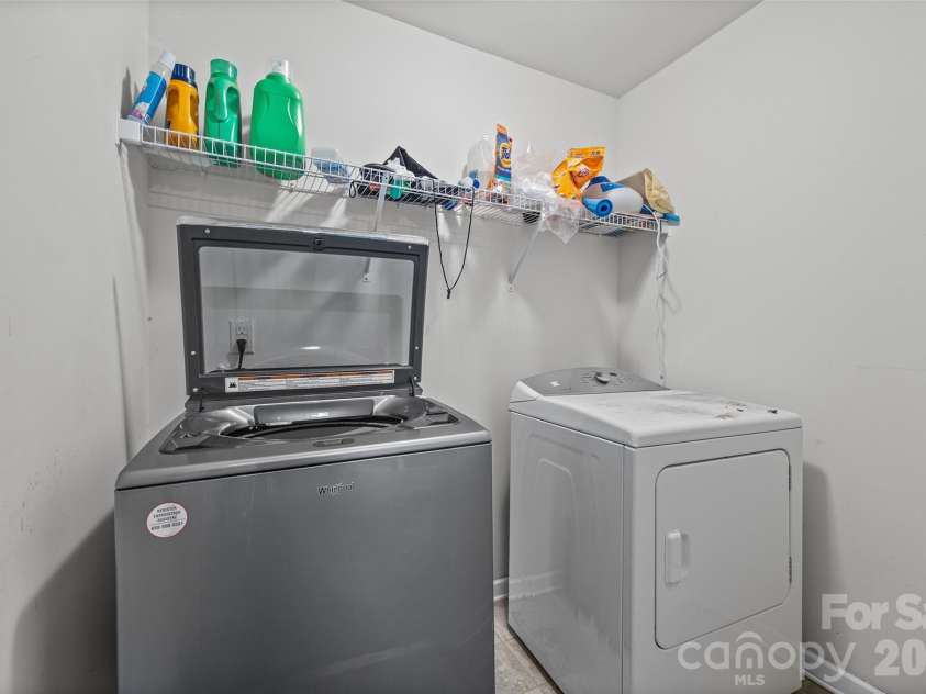 7407 Niccoline Lane, Charlotte, NC 28214.  MLS# CAR4424677, YatesRealty ID 51289. 
