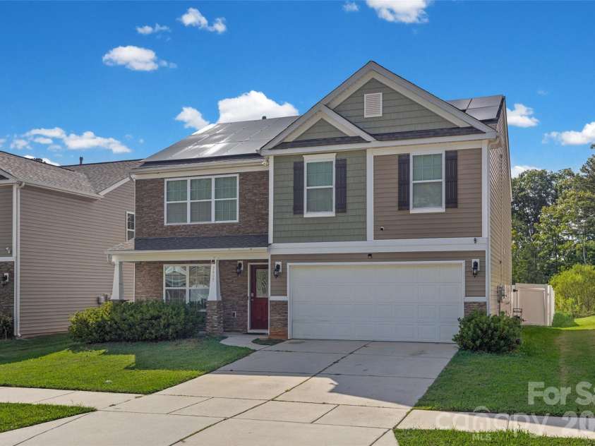 7407 Niccoline Lane, Charlotte, NC 28214.  MLS# CAR4424677, YatesRealty ID 51289. 