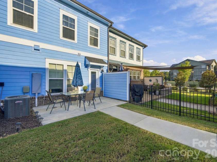 688 Dunkins Ferry Road, Rock Hill, SC 29730.  MLS# CAR4424727, YatesRealty ID 51291. 