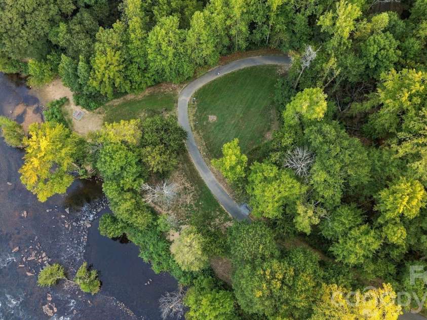 688 Dunkins Ferry Road, Rock Hill, SC 29730.  MLS# CAR4424727, YatesRealty ID 51291. 