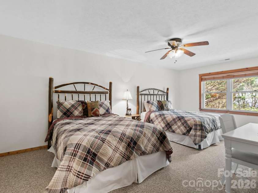 72 Cottontail Trail, Maggie Valley, NC 28751.  MLS# CAR4424527, YatesRealty ID 51292. Large guest bedroom.