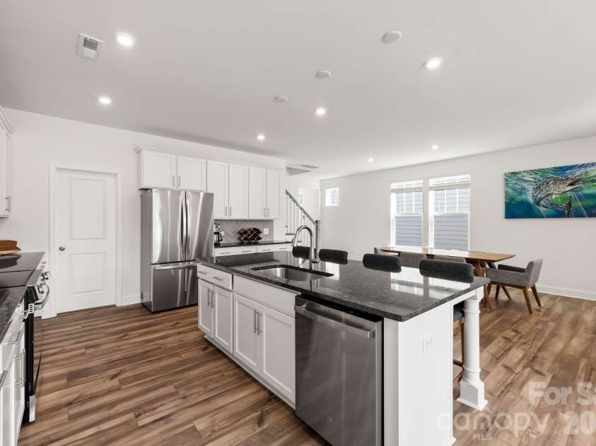 2950 Clyde Drive, Charlotte, NC 28208.  MLS# CAR4422421, YatesRealty ID 51293. 