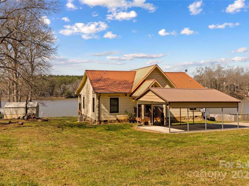 3062 Bass Drive, Sherrills Ford, NC 28673.  MLS# CAR4257005, YatesRealty ID 513. 