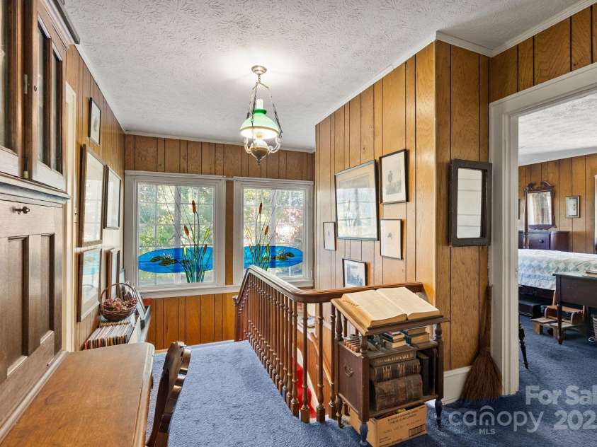 414 Beaucatcher Road, Asheville, NC 28805.  MLS# CAR4314070, YatesRealty ID 513. 