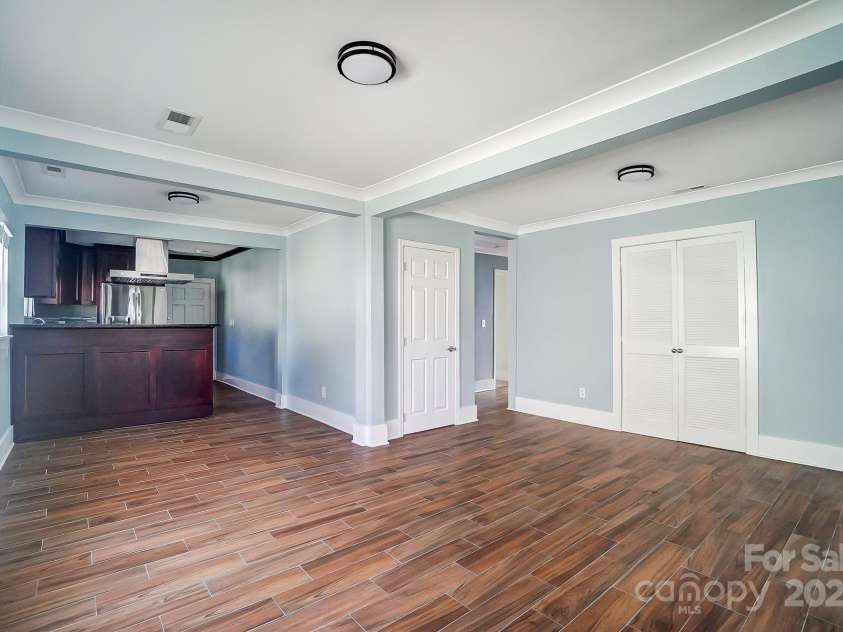 804 Rayon Street, Charlotte, NC 28216.  MLS# CAR4216209, YatesRealty ID 513. 