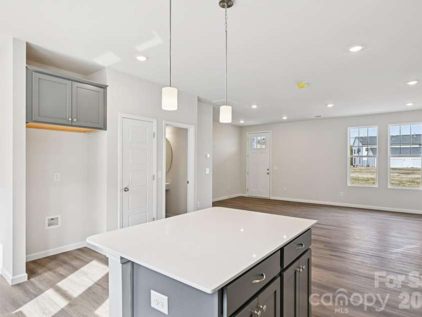 209 Vanguard Lane, Cramerton, NC 28032.  MLS# CAR4342500, YatesRealty ID 5130. 