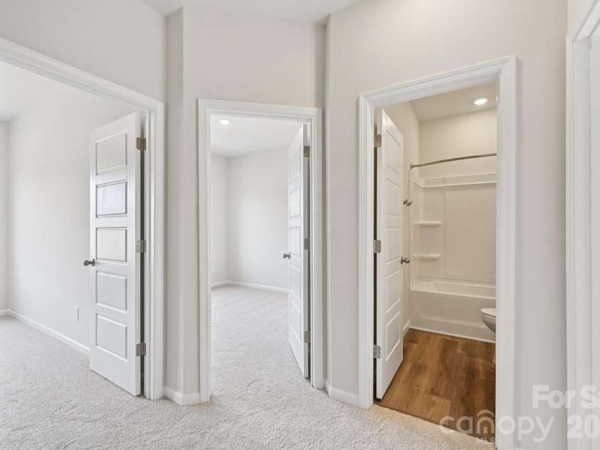 209 Vanguard Lane, Cramerton, NC 28032.  MLS# CAR4342500, YatesRealty ID 5130. 