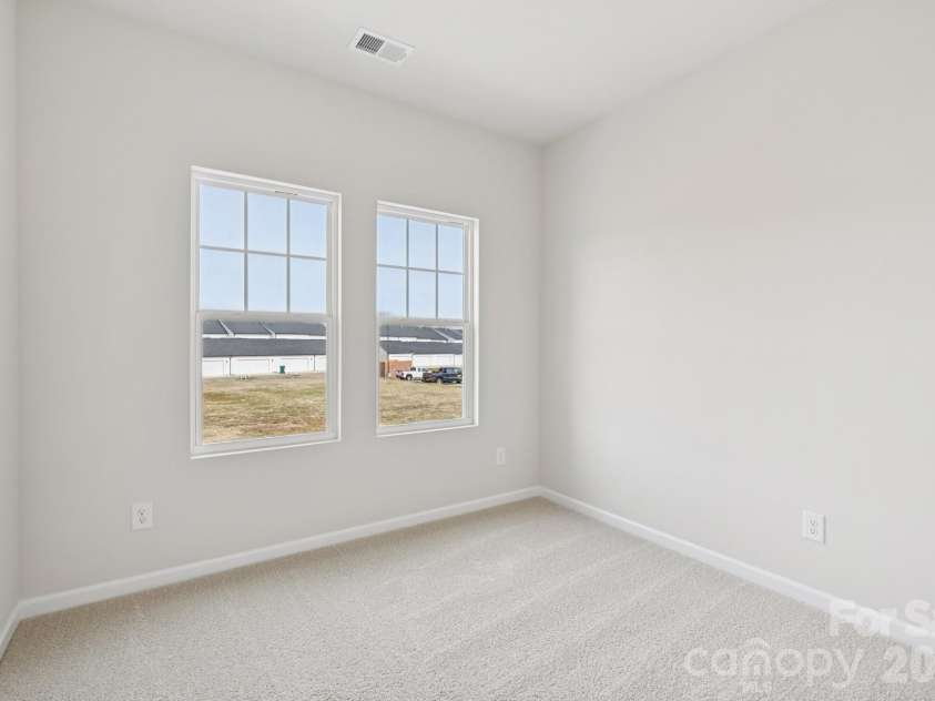 209 Vanguard Lane, Cramerton, NC 28032.  MLS# CAR4342500, YatesRealty ID 5130. 