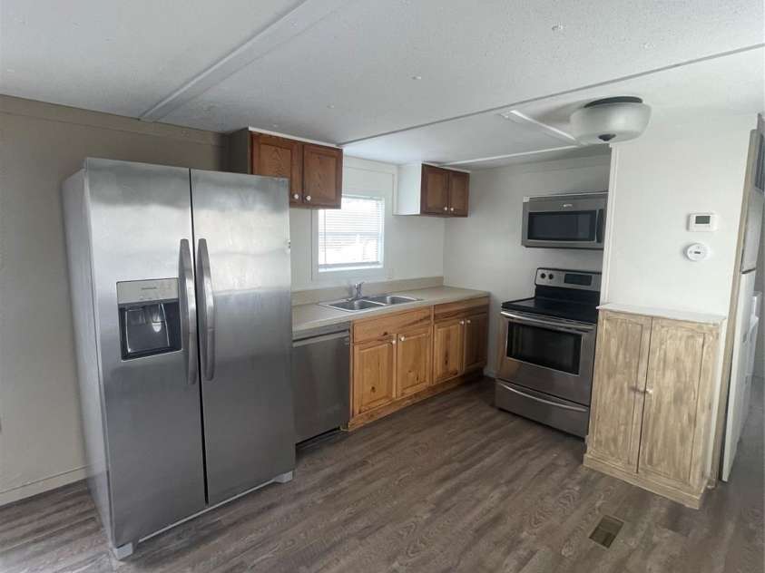 412 Sumter Street, Clover, SC 29710.  MLS# CAR4224340, YatesRealty ID 5130. Kitchen