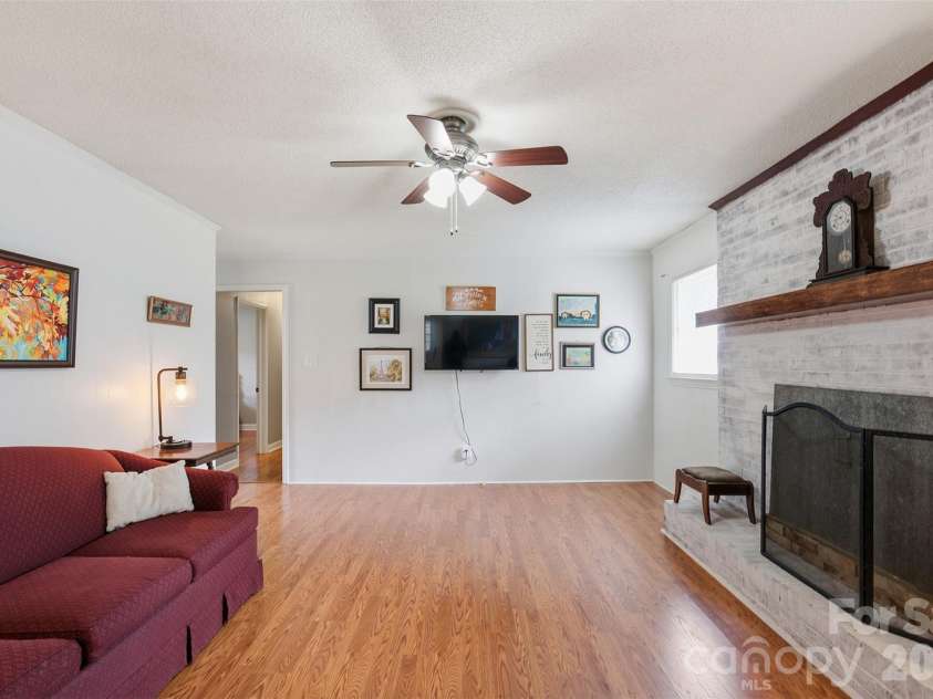 310 Museum Road, Statesville, NC 28625.  MLS# CAR4425259, YatesRealty ID 51305. 