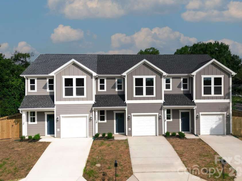 3312 Meredith Avenue, Charlotte, NC 28208.  MLS# CAR4424512, YatesRealty ID 51309. 