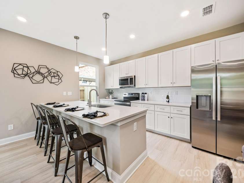 3312 Meredith Avenue, Charlotte, NC 28208.  MLS# CAR4424512, YatesRealty ID 51309. 