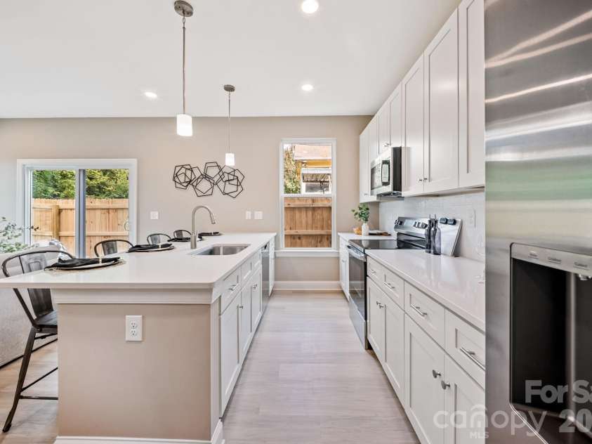 3312 Meredith Avenue, Charlotte, NC 28208.  MLS# CAR4424512, YatesRealty ID 51309. 