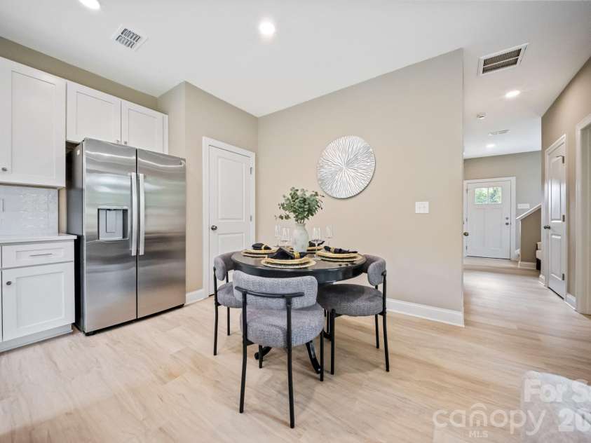 3312 Meredith Avenue, Charlotte, NC 28208.  MLS# CAR4424512, YatesRealty ID 51309. 