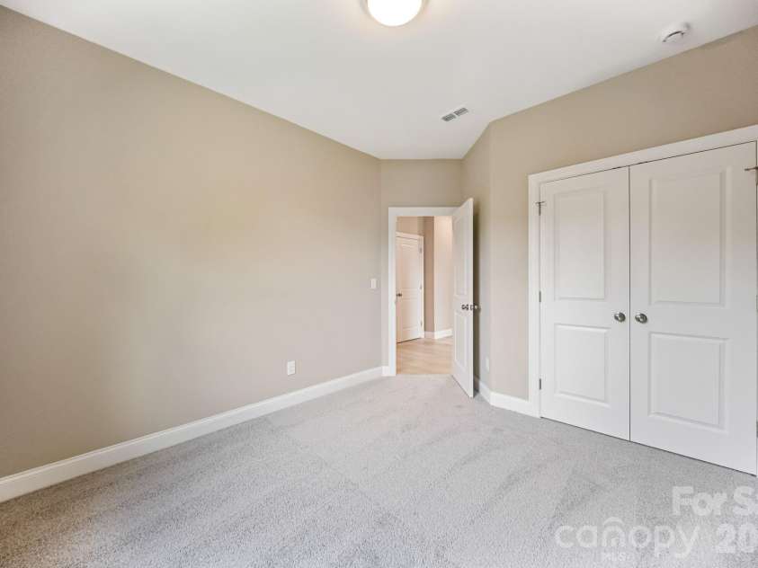 3312 Meredith Avenue, Charlotte, NC 28208.  MLS# CAR4424512, YatesRealty ID 51309. 