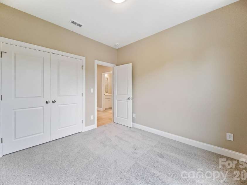 3312 Meredith Avenue, Charlotte, NC 28208.  MLS# CAR4424512, YatesRealty ID 51309. 