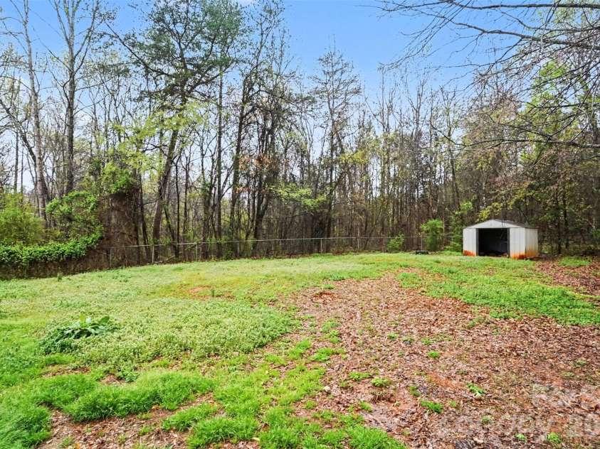 1047 Galway Lane, Clover, SC 29710.  MLS# CAR4355035, YatesRealty ID 5131. 