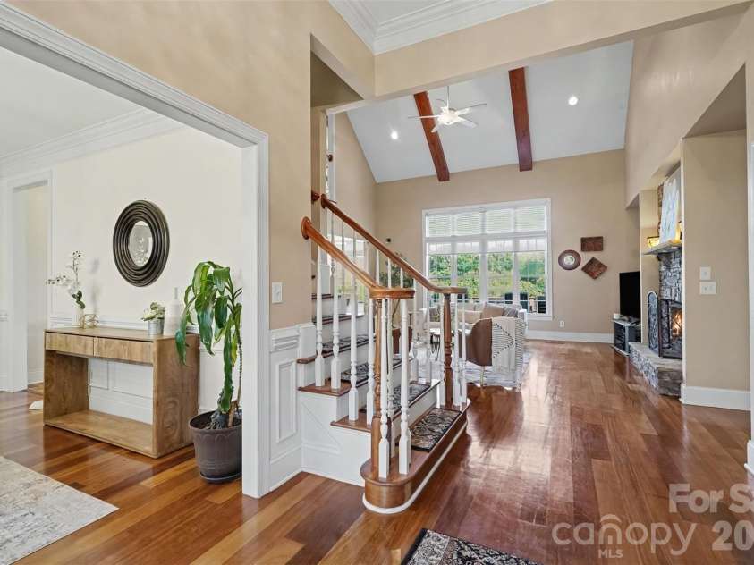 2300 Potter Road, Waxhaw, NC 28173.  MLS# CAR4424737, YatesRealty ID 51312. 