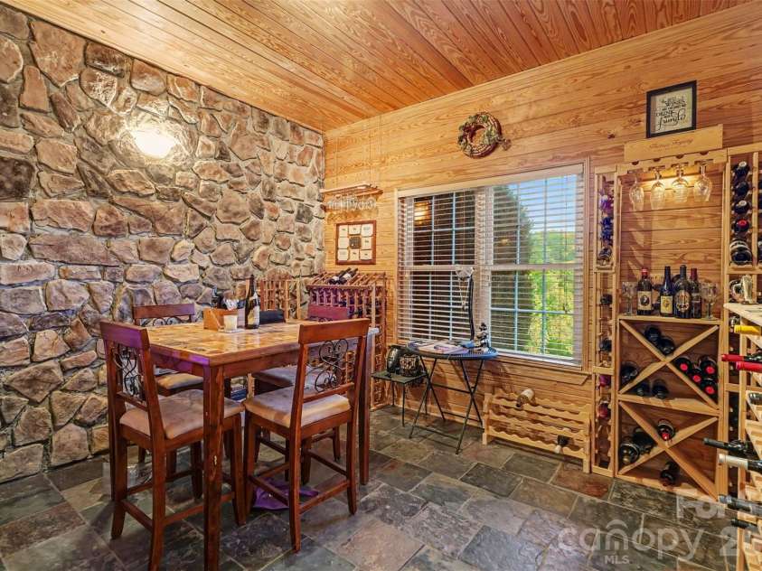 2300 Potter Road, Waxhaw, NC 28173.  MLS# CAR4424737, YatesRealty ID 51312. 