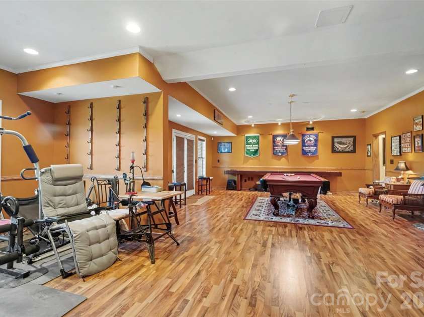 2300 Potter Road, Waxhaw, NC 28173.  MLS# CAR4424737, YatesRealty ID 51312. 