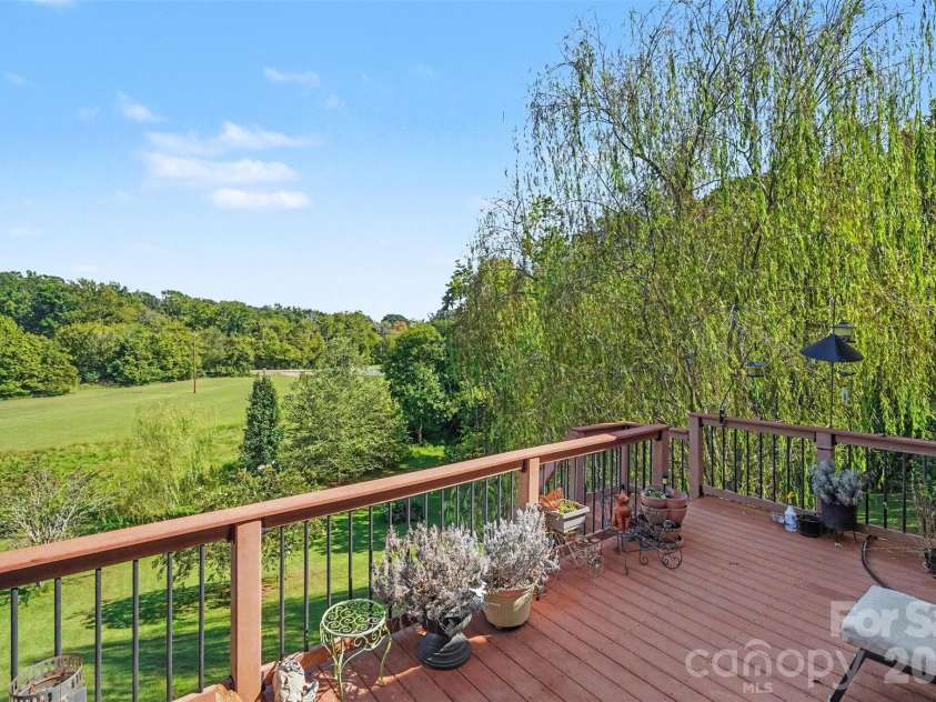 2300 Potter Road, Waxhaw, NC 28173.  MLS# CAR4424737, YatesRealty ID 51312. 