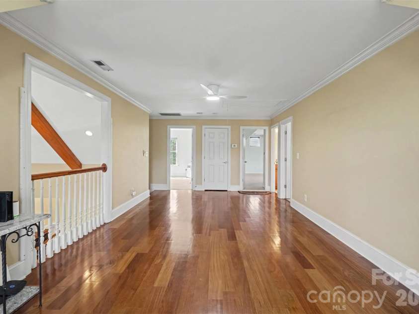 2300 Potter Road, Waxhaw, NC 28173.  MLS# CAR4424737, YatesRealty ID 51312. Sraged loft