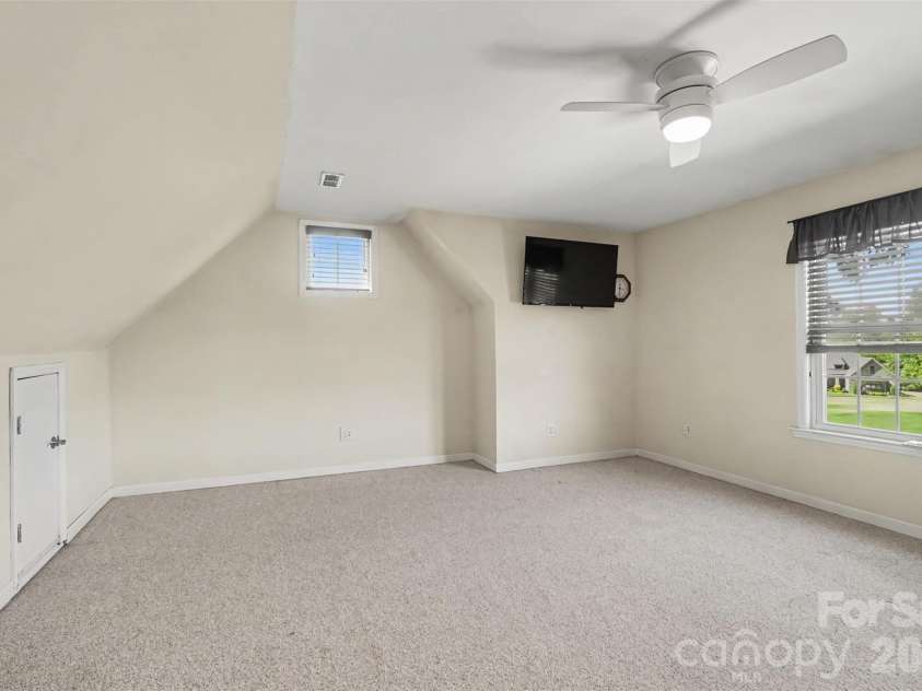 2300 Potter Road, Waxhaw, NC 28173.  MLS# CAR4424737, YatesRealty ID 51312. Unstaged bedroom