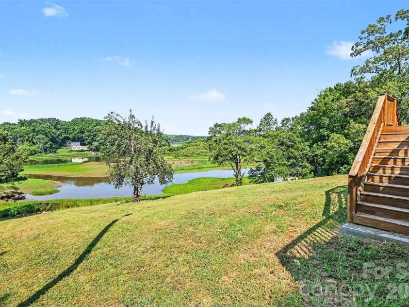 313 Riverfront Drive, Belmont, NC 28012.  MLS# CAR4399917, YatesRealty ID 51315. 