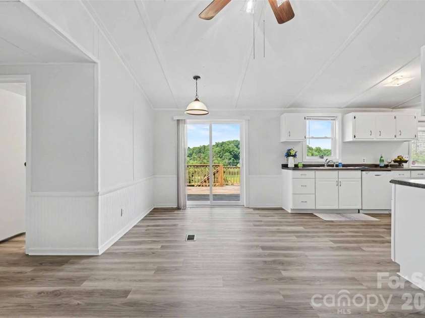 313 Riverfront Drive, Belmont, NC 28012.  MLS# CAR4399917, YatesRealty ID 51315. 