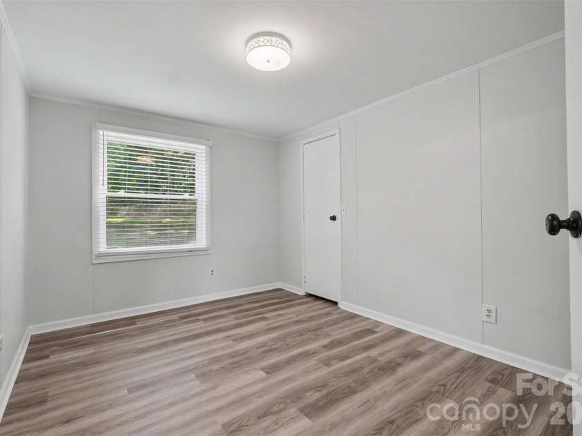 313 Riverfront Drive, Belmont, NC 28012.  MLS# CAR4399917, YatesRealty ID 51315. 