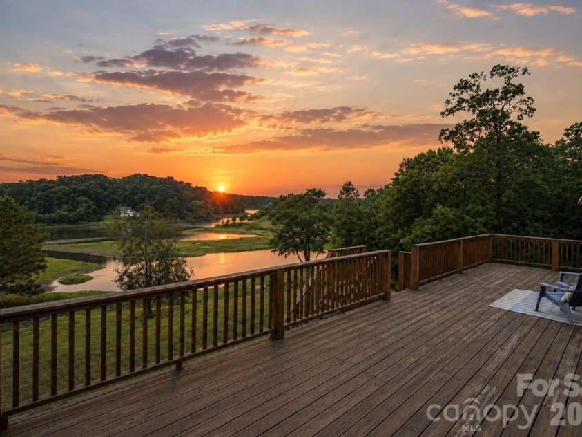 313 Riverfront Drive, Belmont, NC 28012.  MLS# CAR4399917, YatesRealty ID 51315. River view