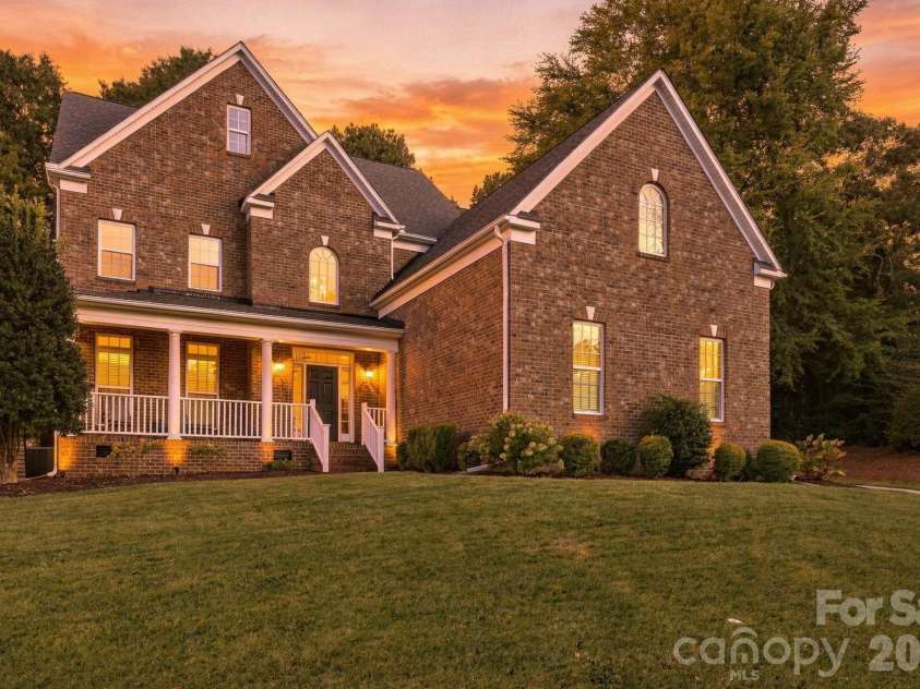2561 Fallbrook Place, Concord, NC 28027.  MLS# CAR4425411, YatesRealty ID 51317. 