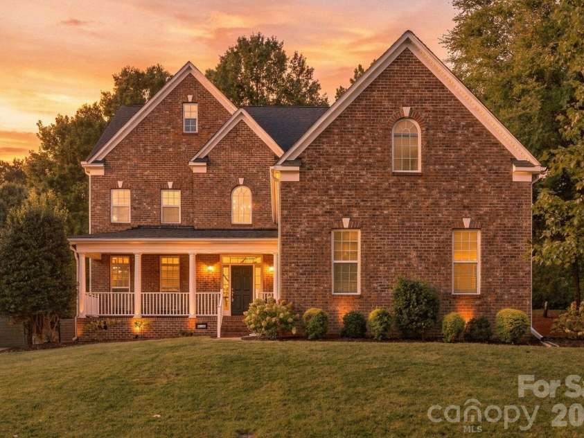 2561 Fallbrook Place, Concord, NC 28027.  MLS# CAR4425411, YatesRealty ID 51317. 