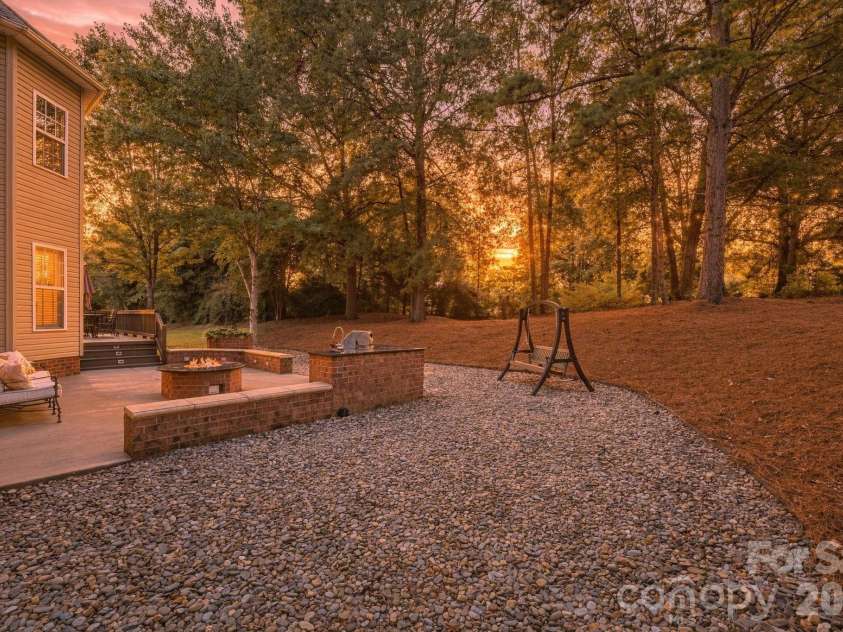 2561 Fallbrook Place, Concord, NC 28027.  MLS# CAR4425411, YatesRealty ID 51317. 