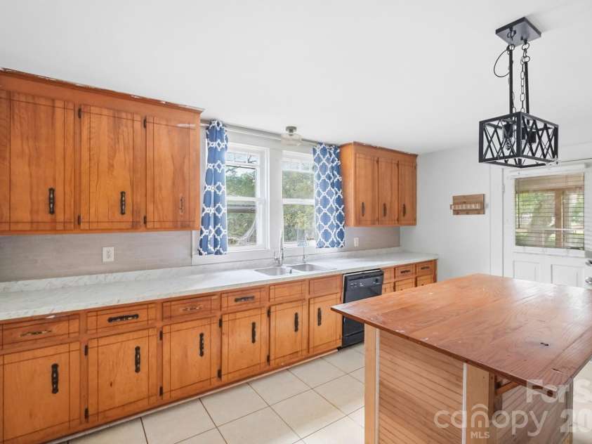 4801 Olive Branch Road, Wingate, NC 28174.  MLS# CAR4425675, YatesRealty ID 51318. 