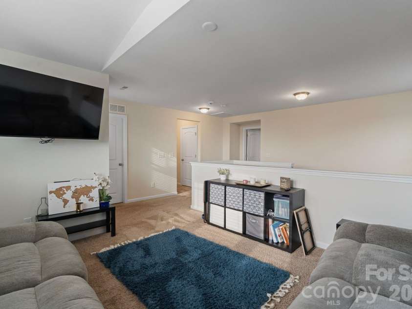 6507 Georgia Oak Road, Charlotte, NC 28269.  MLS# CAR4343178, YatesRealty ID 5132. 