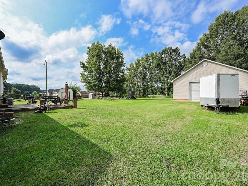 4912 Christopher Run Drive, Monroe, NC 28112.  MLS# CAR4425494, YatesRealty ID 51321. 