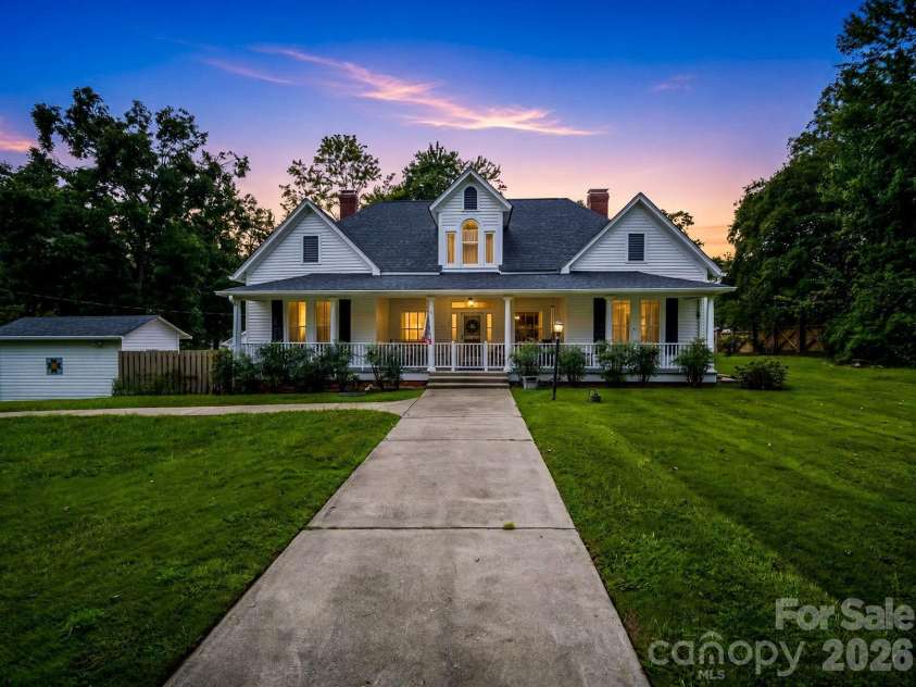 551 Main Street, Rutherfordton, NC 28139.  MLS# CAR4384020, YatesRealty ID 51322. 