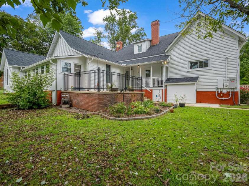 551 Main Street, Rutherfordton, NC 28139.  MLS# CAR4384020, YatesRealty ID 51322. 
