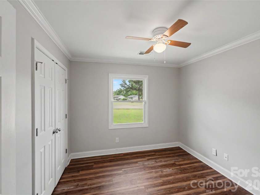 1240 Glenarden Drive, Rock Hill, SC 29730.  MLS# CAR4407044, YatesRealty ID 51323. 