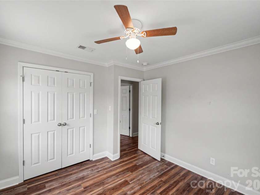 1240 Glenarden Drive, Rock Hill, SC 29730.  MLS# CAR4407044, YatesRealty ID 51323. 