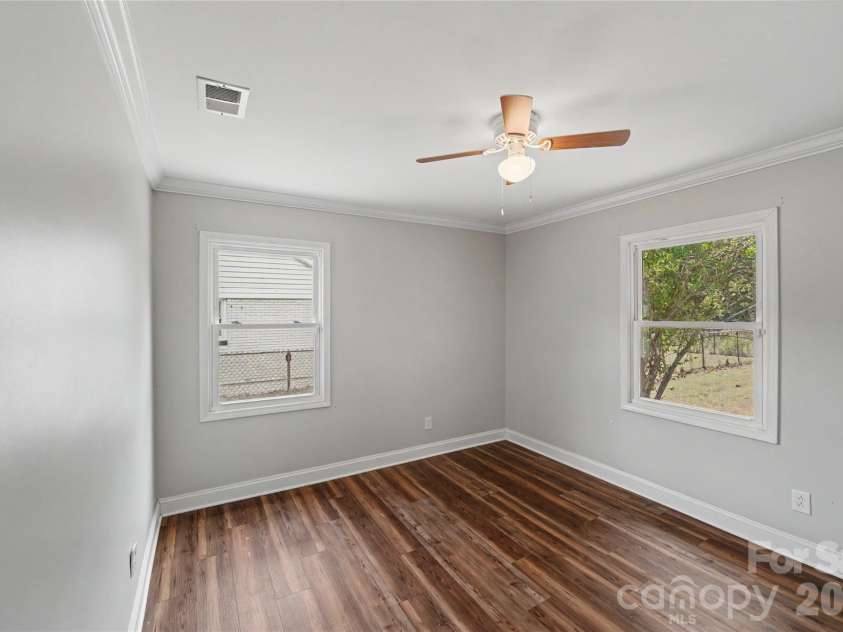 1240 Glenarden Drive, Rock Hill, SC 29730.  MLS# CAR4407044, YatesRealty ID 51323. 