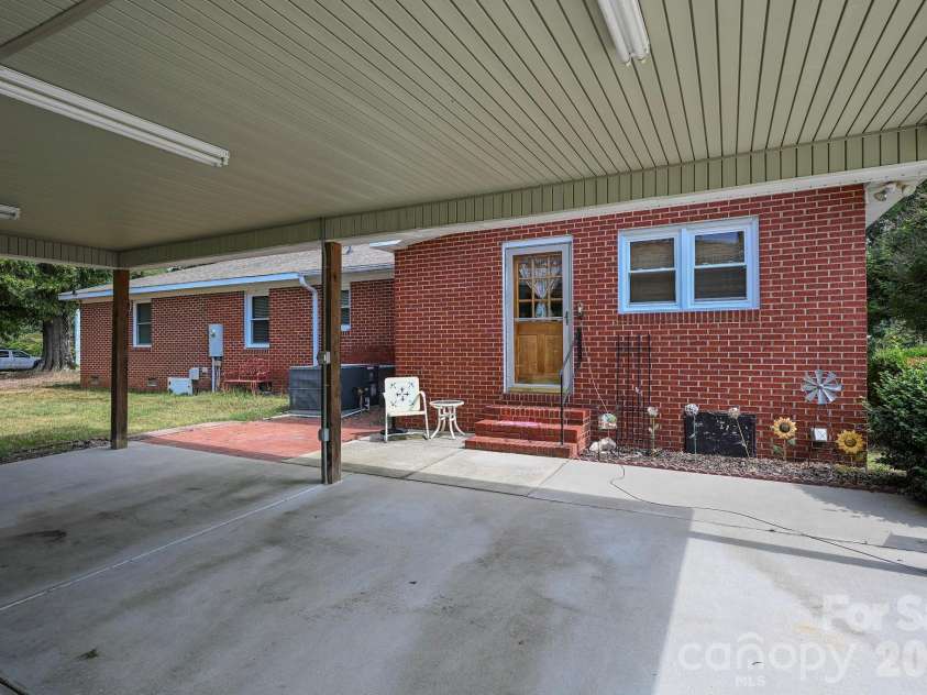 6920 Indian Trail Fairview Road, Indian Trail, NC 28079.  MLS# CAR4425375, YatesRealty ID 51325. 